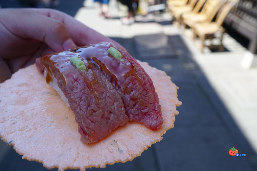 【飛驒高山美食】可以吃的盤子！御食事処 坂口屋 飛驒牛握壽司～ 排隊人氣美食