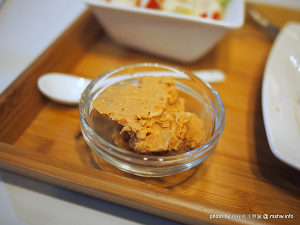 台灣惠蓀咖啡(華美館):【食記】【景點】台中西區-台灣惠蓀咖啡-華美館 : 新店的氣氛與空間都更好囉!還有親愛的偶像劇加持呢^^ 台灣惠蓀咖啡(華美館):【食記】【景點】台中西區-台灣惠蓀咖啡-華美館 : 新店的氣氛與空間都更好囉!還有親愛的偶像劇加持呢^^