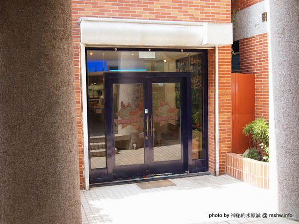 Yummy Cafe:【食記】鴨子湖畔聊爆肝 @ 新竹香山-中華大學-Yummy Cafe-兩講學堂 Yummy Cafe:【食記】鴨子湖畔聊爆肝 @ 新竹香山-中華大學-Yummy Cafe-兩講學堂