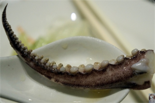 海霸王餐廳(中山店):台北海霸王餐廳(中山店)~讓人好滿足的超值蓋青操『懷念料理』 海霸王餐廳(中山店):台北海霸王餐廳(中山店)~讓人好滿足的超值蓋青操『懷念料理』