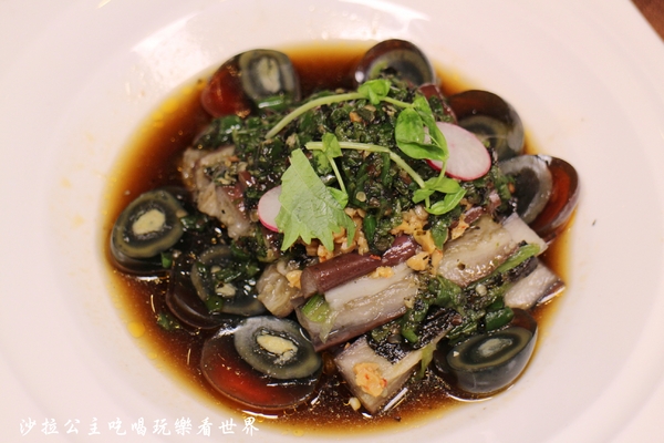 台北國賓(川菜廳):【國賓大飯店X聯合利華】米其林推薦雞豆花/吃雞不見雞/大陸川菜神話大師一道菜熱銷五億台幣 台北國賓(川菜廳):【國賓大飯店X聯合利華】米其林推薦雞豆花/吃雞不見雞/大陸川菜神話大師一道菜熱銷五億台幣