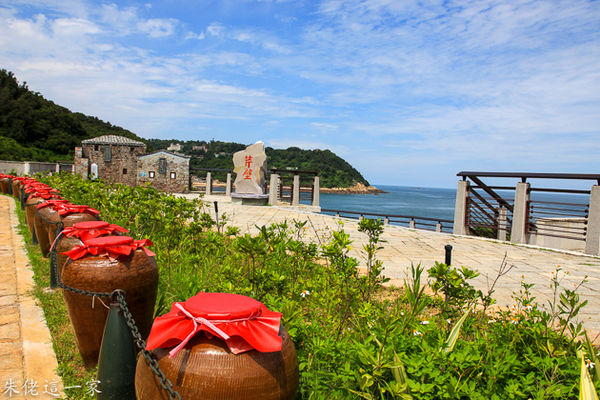 【马祖景点】北海坑道摇橹,近距离赏蓝眼泪。