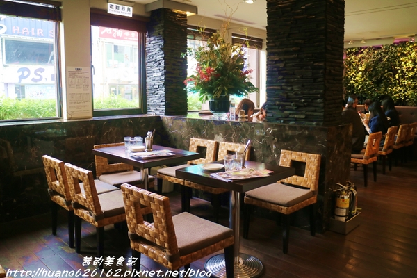 咖啡弄(劍潭店):【台北士林區】精緻下午茶『咖啡弄-劍潭店』鬆餅/三明治/咖啡/水果茶/輕食/捷運劍潭站 咖啡弄(劍潭店):【台北士林區】精緻下午茶『咖啡弄-劍潭店』鬆餅/三明治/咖啡/水果茶/輕食/捷運劍潭站