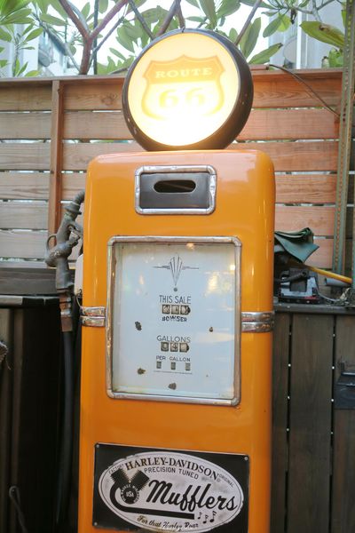 Route66 美式餐廳:台北 捷運忠孝敦化 Route66美式餐廳~皮脆噴汁的肯塔基炸雞 Route66 美式餐廳:台北 捷運忠孝敦化 Route66美式餐廳~皮脆噴汁的肯塔基炸雞