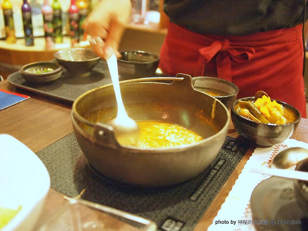 三味鍋物(向上店):【食記】台中西區-三味鍋物專門-自慢味噌,壽喜燒 : 服務不錯,食材就…!@#$%…這樣應該有含蓄到了? 三味鍋物(向上店):【食記】台中西區-三味鍋物專門-自慢味噌,壽喜燒 : 服務不錯,食材就…!@#$%…這樣應該有含蓄到了?