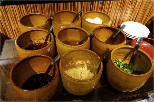 饕鍋:台北 捷運大安站 饕鍋~薄到能透光的三層肉 饕鍋:台北 捷運大安站 饕鍋~薄到能透光的三層肉