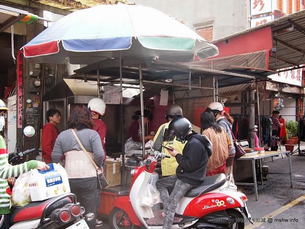 苑裡耕牛園市場雞排:【食記】苗栗苑裡-耕牛園炸雞之秒殺雞塊 : 隱藏於市場中的銅板美食 苑裡耕牛園市場雞排:【食記】苗栗苑裡-耕牛園炸雞之秒殺雞塊 : 隱藏於市場中的銅板美食