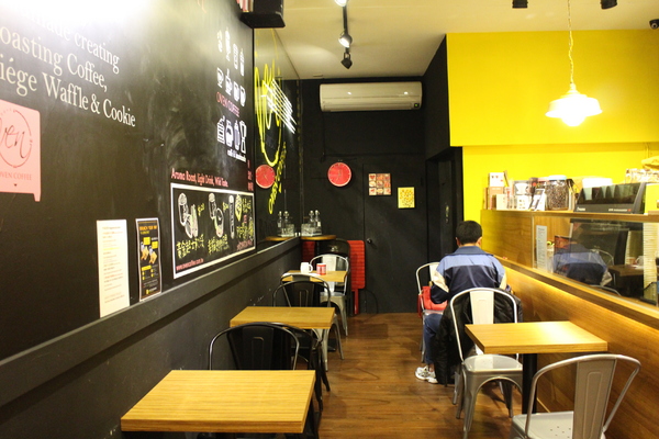 oven coffee(光復店):甜密約會/台北『oven coffee』光復店/鬆餅/早餐/下午茶 oven coffee(光復店):甜密約會/台北『oven coffee』光復店/鬆餅/早餐/下午茶