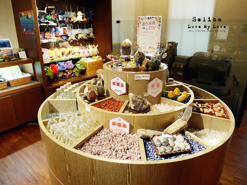 台北车站亲子纪念品伴手礼玩具商店 (1)