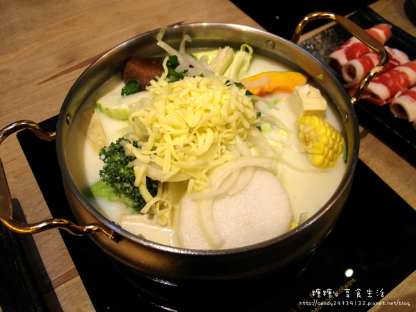 老乐湾:〖台中│手工〗老乐湾采用新鲜食材,美食熬煮汤头,无添加化学禄曲县美食图片