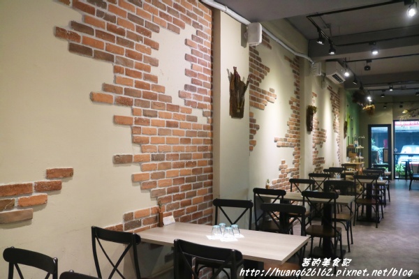 翻轉 Flip Brunch x Coffee x Life Style:【新北三重區】捷運菜寮『翻轉 Flip Brunch x Coffee x Life Style』早午餐、下午茶、咖啡、輕食 翻轉 Flip Brunch x Coffee x Life Style:【新北三重區】捷運菜寮『翻轉 Flip Brunch x Coffee x Life Style』早午餐、下午茶、咖啡、輕食