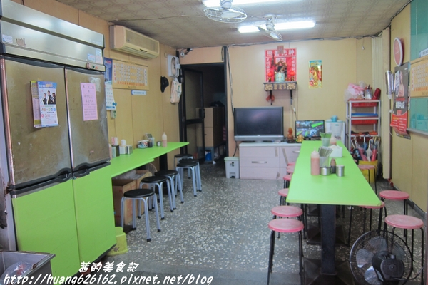板橋祖傳筒仔米糕:【新北板橋區 】板橋懷德街傳承三代的好味道『板橋祖傳筒仔米糕』銅板美食 花枝羹/筒仔米糕/捷運江子翠站 板橋祖傳筒仔米糕:【新北板橋區 】板橋懷德街傳承三代的好味道『板橋祖傳筒仔米糕』銅板美食 花枝羹/筒仔米糕/捷運江子翠站