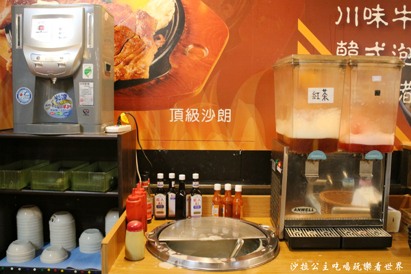 人从众厚切牛排館:台北車站牛排『人从众厚切牛排館-南陽店』南陽街/小火鍋 人从众厚切牛排館:台北車站牛排『人从众厚切牛排館-南陽店』南陽街/小火鍋