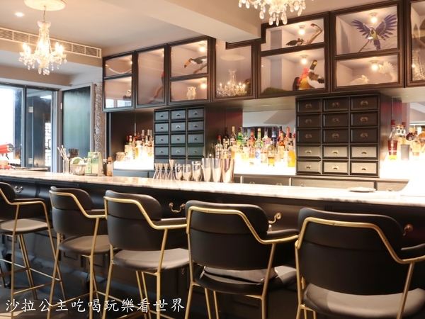 紅皇后 川酒 · Red Queen Bistro:台北大安美食『紅皇后 川酒 · Red Queen Bistro』川味餐酒館/包廂/宵夜/川菜/中式料理/捷運信義安和站 紅皇后 川酒 · Red Queen Bistro:台北大安美食『紅皇后 川酒 · Red Queen Bistro』川味餐酒館/包廂/宵夜/川菜/中式料理/捷運信義安和站
