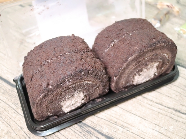 OREO甜點:全球獨家家樂福、萊爾富 X OREO奧利奧巧克力聯名限定甜點/巧克力菠蘿泡芙/螞蟻的最愛