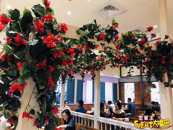 台中三井OUTLET洪福美式汉堡》KUA`AINAB排骨美食串(海大南门店)怎么样图片