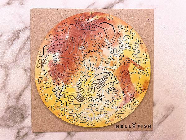 居家生活│HelloFish海裡魚木質拼圖：大人系宇宙星球複合媒材拼圖，月球Moon木質拼圖│海裡魚宇宙系列、療癒、收藏品