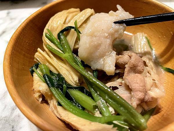 宅配美食│海底撈：火鍋經典鴛鴦鍋套餐(麻辣%2F三鮮)-13件組 │清油火鍋、白味濃湯鍋│蝦皮拍賣、蝦皮商城