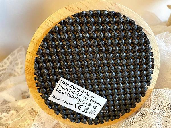 居家生活│herbally草本真情-精油原木擴香儀:在家也能擁有森林系的香氛世界│精油擴香儀、單方精油、複方精油│台灣製香氛機 居家生活│herbally草本真情-精油原木擴香儀:在家也能擁有森林系的香氛世界│精油擴香儀、單方精油、複方精油│台灣製香氛機