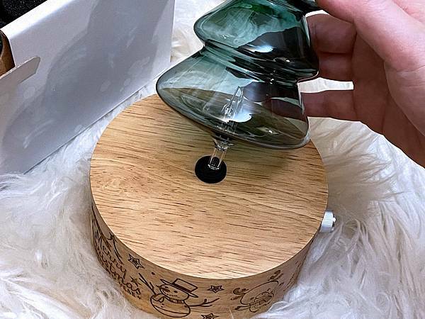 居家生活│herbally草本真情-精油原木擴香儀:在家也能擁有森林系的香氛世界│精油擴香儀、單方精油、複方精油│台灣製香氛機 居家生活│herbally草本真情-精油原木擴香儀:在家也能擁有森林系的香氛世界│精油擴香儀、單方精油、複方精油│台灣製香氛機