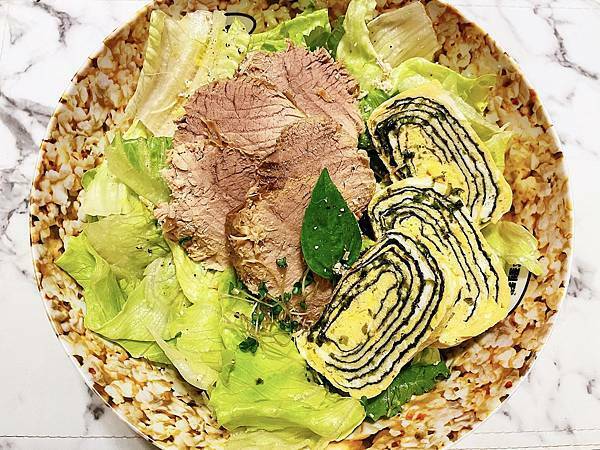 海苔玉子燒:玉子燒肋排蛋沙拉
