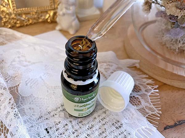 居家生活│herbally草本真情-精油原木擴香儀:在家也能擁有森林系的香氛世界│精油擴香儀、單方精油、複方精油│台灣製香氛機 居家生活│herbally草本真情-精油原木擴香儀:在家也能擁有森林系的香氛世界│精油擴香儀、單方精油、複方精油│台灣製香氛機