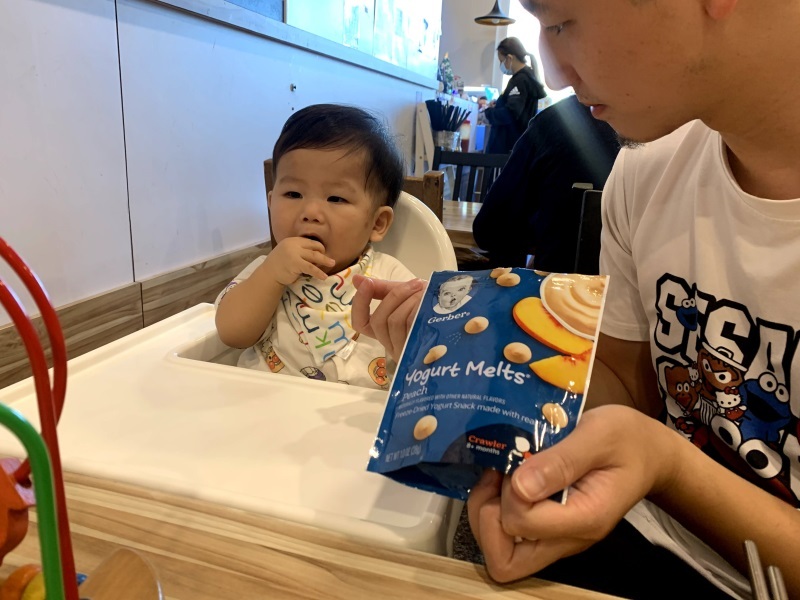 【iHerb購物】Gerber嘉寶 寶寶零食推薦/副食品 一次購買人氣嬰兒食品大開箱 嘉寶星星餅乾 嘉寶雞肉泥(iHerb最新折扣碼)