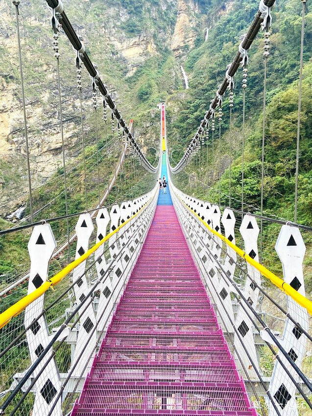 雙龍瀑布七彩吊橋 雙龍瀑布七彩吊橋