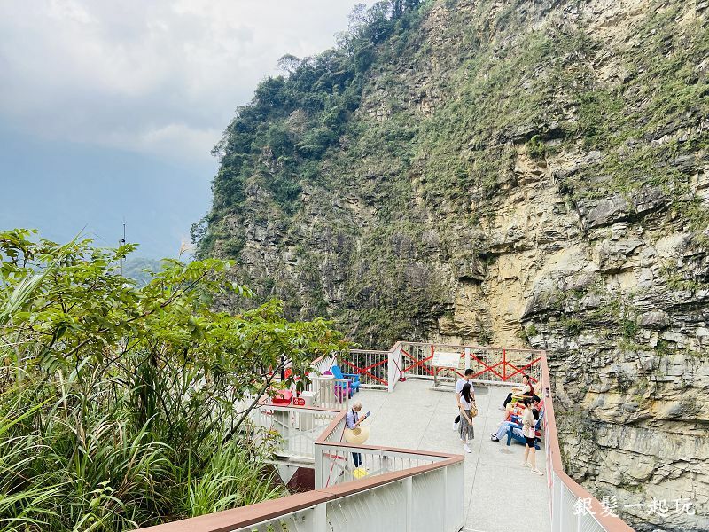 雙龍瀑布七彩吊橋 雙龍瀑布七彩吊橋