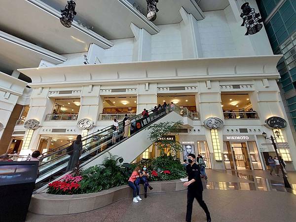 101觀景台手扶梯.jpg 101觀景台手扶梯.jpg