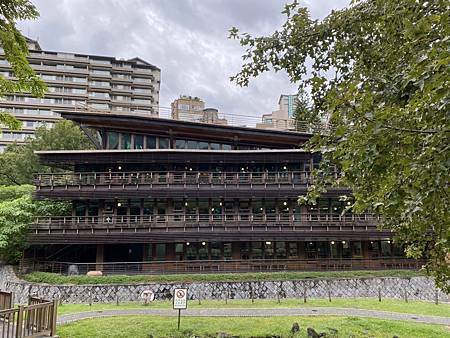 北投圖書館（全球最美圖書館）.jpg