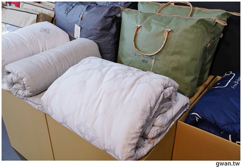 冷氣團來襲!台中工廠秋冬寢具出清,毛毯、枕頭買一送一