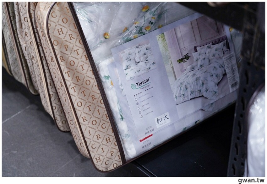 冷氣團來襲!台中工廠秋冬寢具出清,毛毯、枕頭買一送一