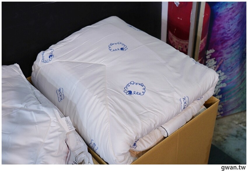 冷氣團來襲!台中工廠秋冬寢具出清,毛毯、枕頭買一送一