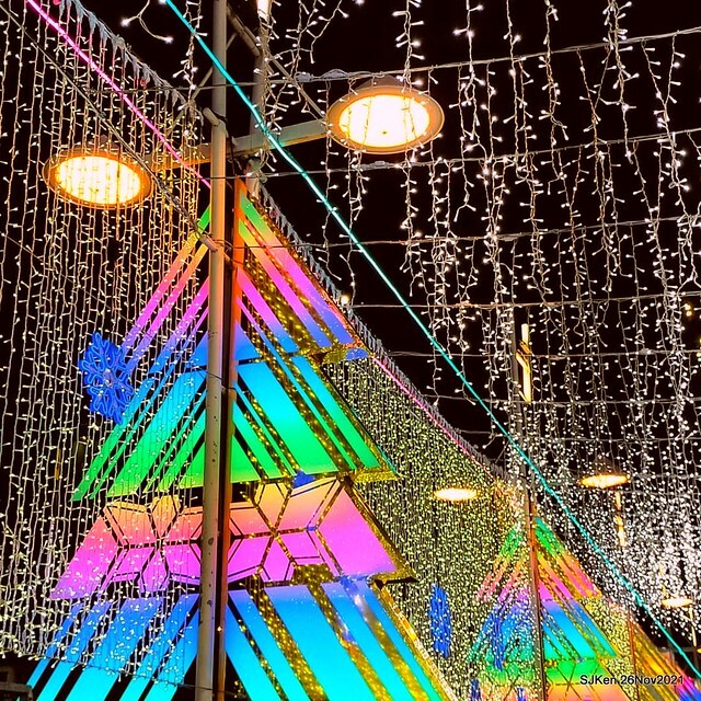 遠東Sogo百貨台北復興館聖誕燈飾,Christmas decoration of Far Eastern SOGO department store, Taipei, Taiwan, SJKen, Nov 26, 2021.