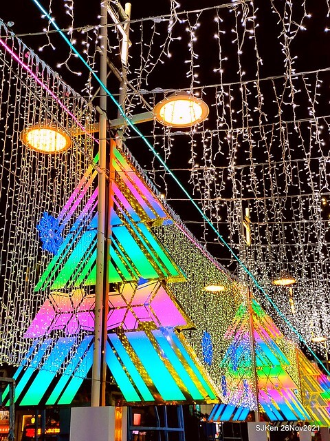 遠東Sogo百貨台北復興館聖誕燈飾,Christmas decoration of Far Eastern SOGO department store, Taipei, Taiwan, SJKen, Nov 26, 2021.