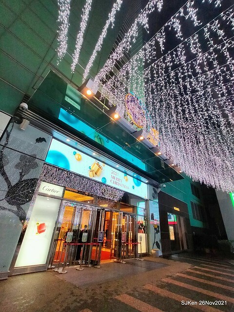 遠東Sogo百貨台北復興館聖誕燈飾,Christmas decoration of Far Eastern SOGO department store, Taipei, Taiwan, SJKen, Nov 26, 2021.