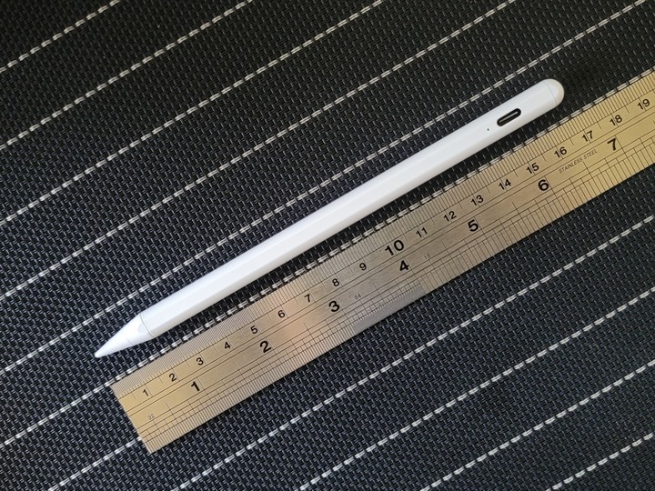 【平板配件】「YOMIX優迷Apple iPad專用防掌觸磁力吸附觸控筆」/觸控感應開關/即開即用/可替換筆頭/傾斜感壓/磁性吸附/10hr電量續航