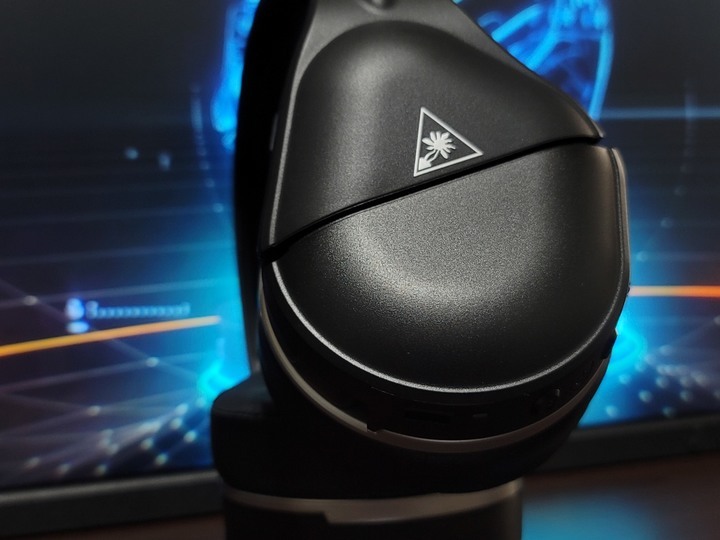 【3C耳機】Turtle Beach Stealth 700 Gen 2無線耳罩電競耳機/無線暢玩/舒適設計/長效續航/聽音辨位/遊戲音感精彩呈現