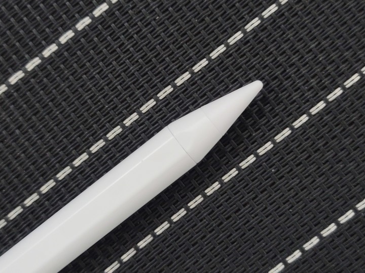 【平板配件】「YOMIX優迷Apple iPad專用防掌觸磁力吸附觸控筆」/觸控感應開關/即開即用/可替換筆頭/傾斜感壓/磁性吸附/10hr電量續航