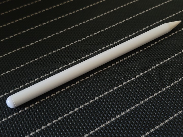 【平板配件】「YOMIX優迷Apple iPad專用防掌觸磁力吸附觸控筆」/觸控感應開關/即開即用/可替換筆頭/傾斜感壓/磁性吸附/10hr電量續航