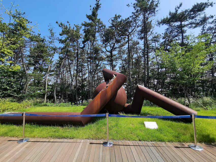 【韓國釜山景點】松島天空步道海上覽車│一秒變身月亮公主│浪漫氛圍指數破表│瓶中信造景│白色膠囊立體式螺旋美拍牆 - 旅遊夜市趴趴走