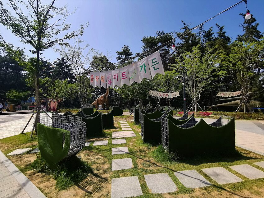 【韓國釜山景點】松島天空步道海上覽車│一秒變身月亮公主│浪漫氛圍指數破表│瓶中信造景│白色膠囊立體式螺旋美拍牆 - 旅遊夜市趴趴走