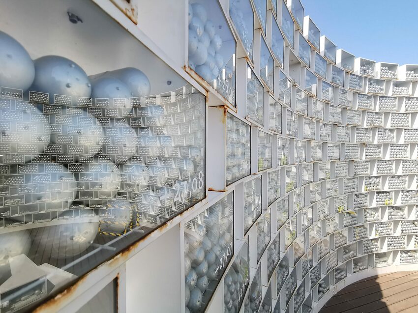 【韓國釜山景點】松島天空步道海上覽車│一秒變身月亮公主│浪漫氛圍指數破表│瓶中信造景│白色膠囊立體式螺旋美拍牆 - 旅遊夜市趴趴走