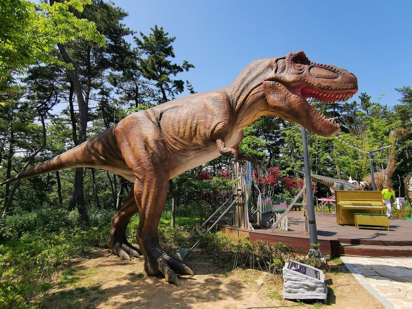 【韓國釜山景點】松島天空步道海上覽車│一秒變身月亮公主│浪漫氛圍指數破表│瓶中信造景│白色膠囊立體式螺旋美拍牆 - 旅遊夜市趴趴走