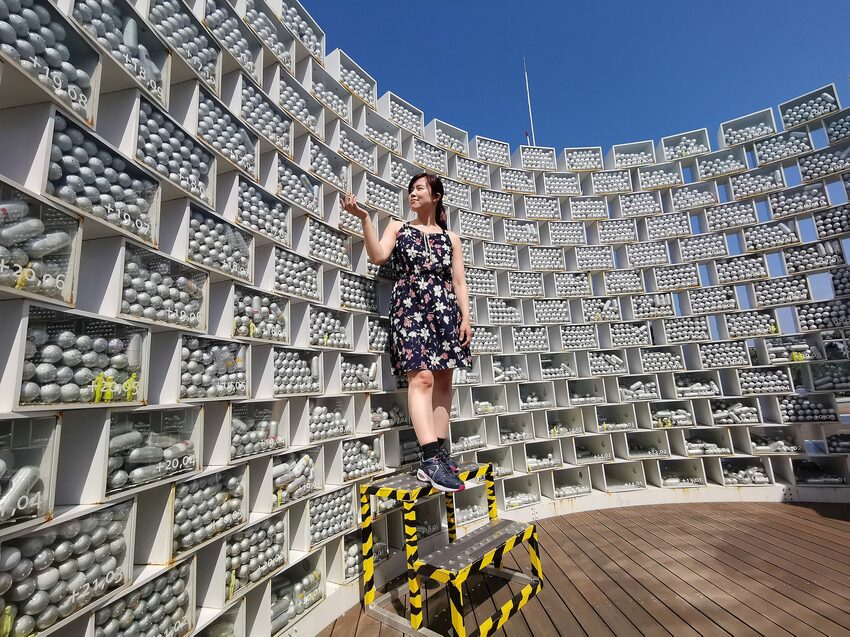 【韓國釜山景點】松島天空步道海上覽車│一秒變身月亮公主│浪漫氛圍指數破表│瓶中信造景│白色膠囊立體式螺旋美拍牆 - 旅遊夜市趴趴走