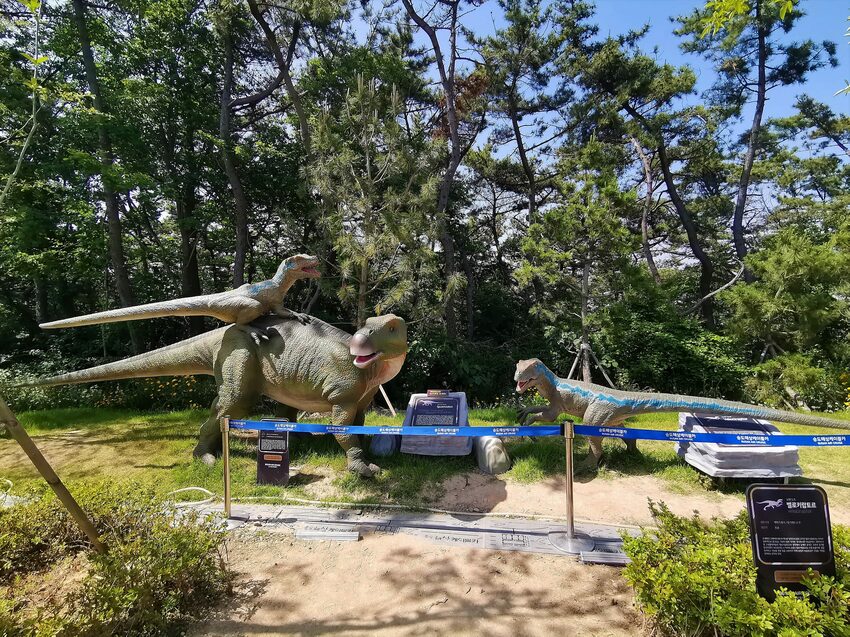 【韓國釜山景點】松島天空步道海上覽車│一秒變身月亮公主│浪漫氛圍指數破表│瓶中信造景│白色膠囊立體式螺旋美拍牆 - 旅遊夜市趴趴走