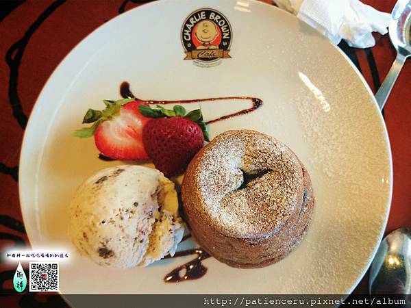 【香港尖沙咀─美食】查理布朗咖啡專賣店CHARLIE BROWN CAFE★早午餐／金馬倫道店已搬遷到加連威老道囉！