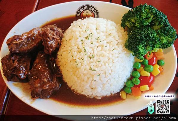 【香港尖沙咀─美食】查理布朗咖啡專賣店CHARLIE BROWN CAFE★早午餐／金馬倫道店已搬遷到加連威老道囉！