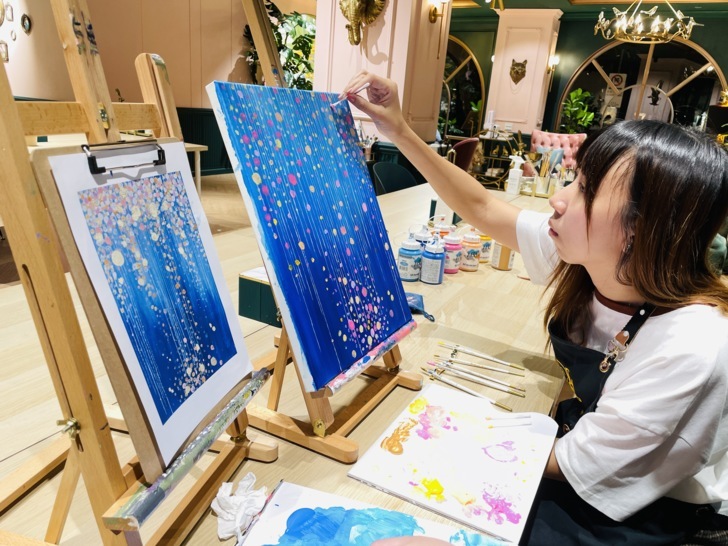 【莎夏畫室Sasha's Wonderland】壓克力畫│零基礎畫室│迷你班教學│台北最美畫室